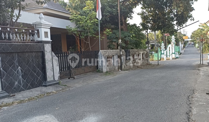 Dijual Rumah Hitung Tanah Jl Kaliurang Km7 Dijual Rumah Hitung Tanah Jl Kaliurang Km7