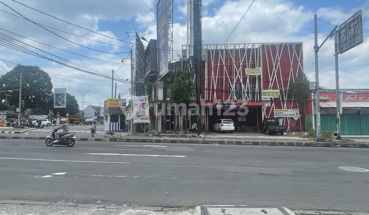 Kaliurang Street Business Building in Jogja for Rent Kaliurang Street Business Building in Jogja for Rent