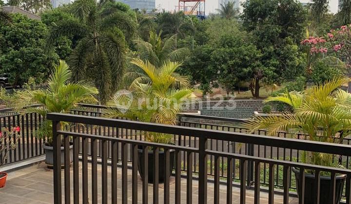 Dijual cepat rumah di BSD Serpong hook kuldesak Dijual cepat rumah di BSD Serpong hook kuldesak
