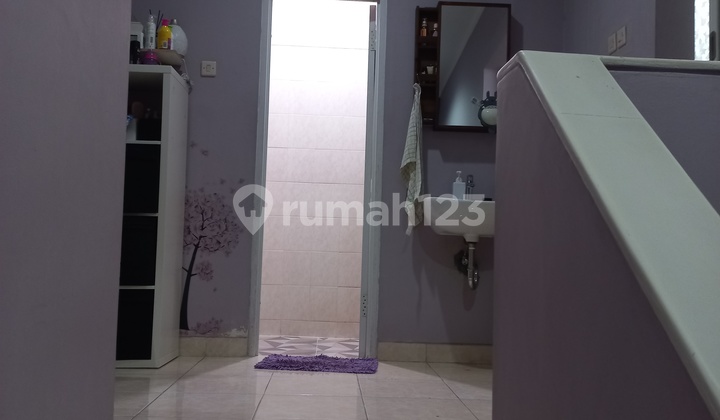 Disewa Rumah.2 Lantai Siap.huni Graha Raya 2