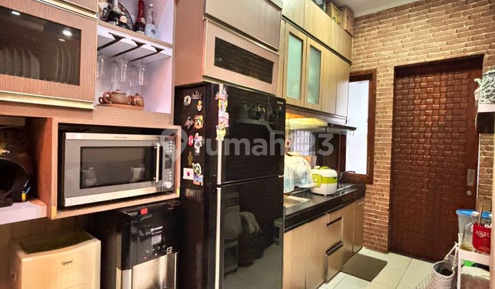 For Sale Quick 2-Story House In Graha Raya Bintaro 2