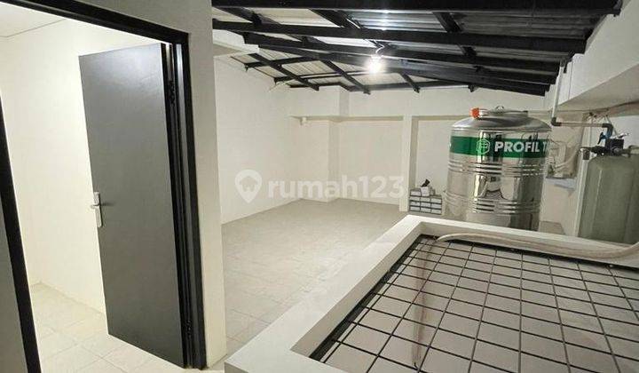 Dijual.2 Unit Rumah.gandeng Modern Minimalis Di Sektor9 Bintaro 2