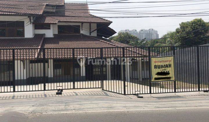 Rumah Disewakan 2 Lantai Di Cipete 1