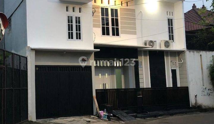 Rumah Disewakan Murah Di Pejaten Barat 1