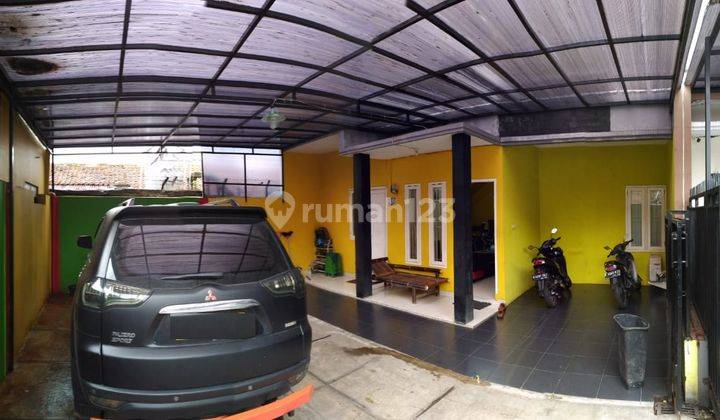 Rumah Lokasi Strategis di Ciracas Jakarta Timur 1