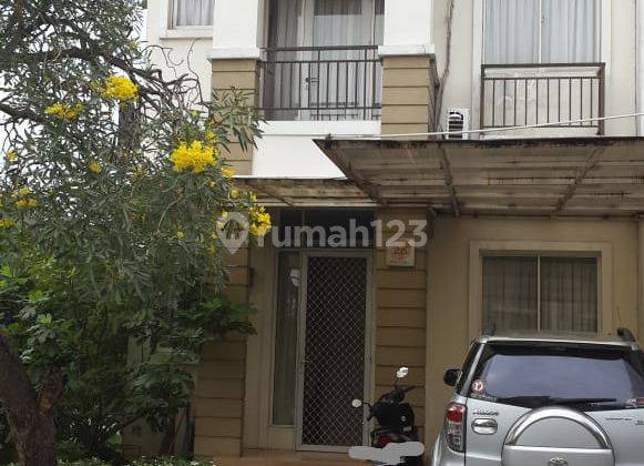 Rumah Hoek 2 Lantai Bagus SHM di Grand Galaxy Park Bekasi 1