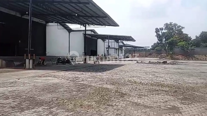 Gudang Lokasi Strategis Tlajung Udik Gunung Putri Bogor