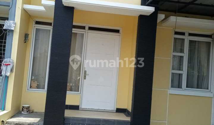 Rumah Bagus Siap Huni Dekat Dengan Mall Metropolitan Cibubur Rumah Bagus Siap Huni Dekat Dengan Mall Metropolitan Cibubur