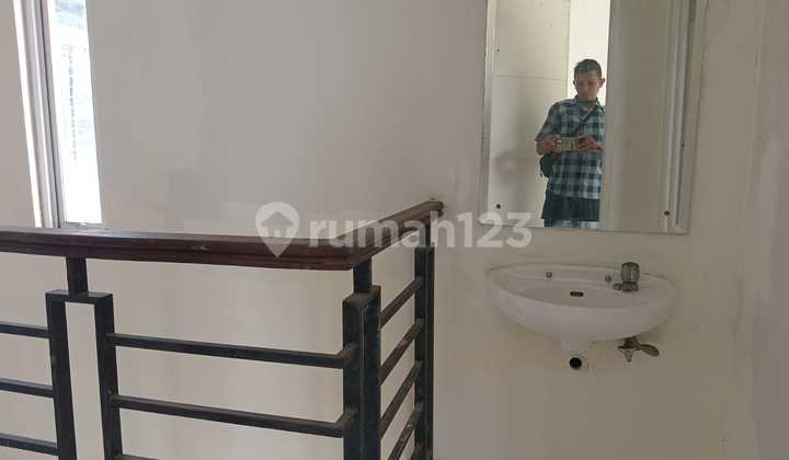 Rumah 2 Lantai Dekat Dengan Mall Metropolitan Cibubur Cileungsi 2