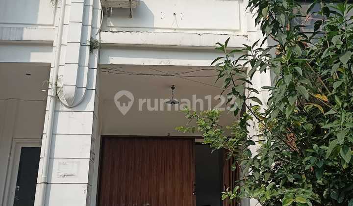 Ruko Murah 2 Lantai Siap Pakai di Citra Gran Cibubur Ruko Murah 2 Lantai Siap Pakai di Citra Gran Cibubur