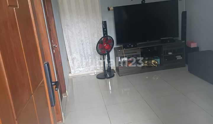 Nice 1-Story House Take Over Pesona Kahuripan 4 Cileungsi 2