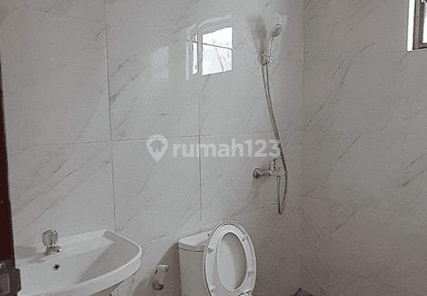 kamar mandi rumah baru bangun posisi hook