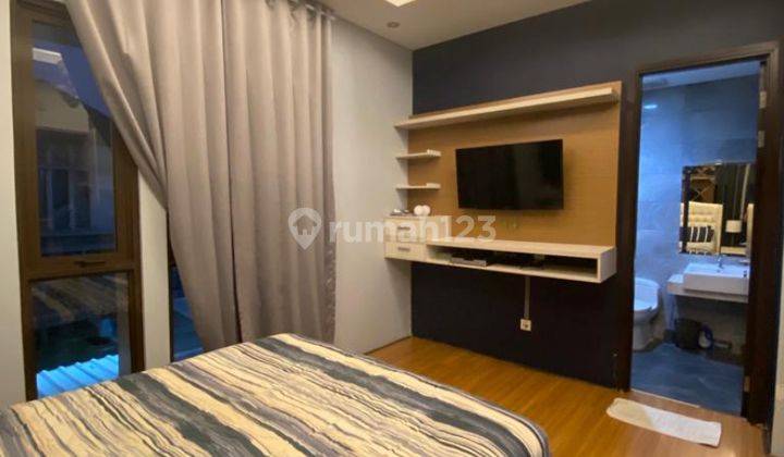 RUMAH 8 x 15 HARGA BU!!!  Rumah  Semi Furnished di BSD Eminent 2