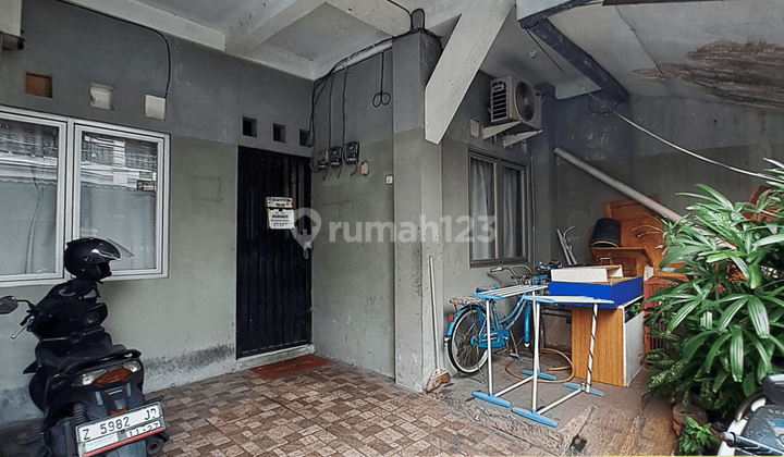 Rumah Kost 22 Kamar, 3 Lantai, Di Tanjung Duren, Jakarta Barat 2