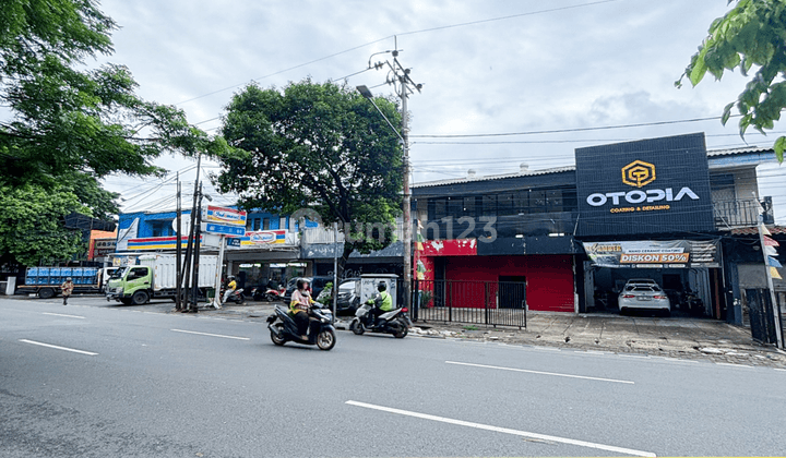 Ruang Usaha Hitung Tanah Di Pinggir Jl Ciputat Raya, Kebayoran Lama, Jaksel 1