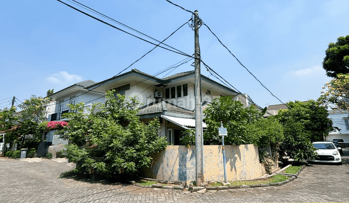 Rumah Posisi Hook Dalam Komplek Di Senayan Bintaro Jaya, Tangsel 2