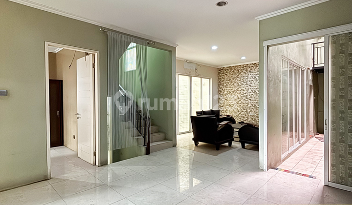 Rumah Semi-Furnished Jual Cepat di Puri Bintaro Jaya, Sektor 9, Tangerang Selatan 2