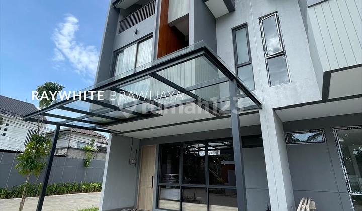 Townhouse Eksklusif Lokasi Strategis Area Cilandak Townhouse Eksklusif Lokasi Strategis Area Cilandak