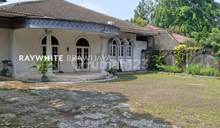 Old House Suitable for Commercial Business in Ampera Raya Area Old House Suitable for Commercial Business in Ampera Raya Area
