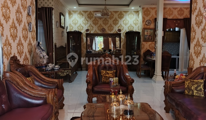 Good Semi-Furnished Hook House with Full Wallpaper in Opi Jakabaring Area. 2