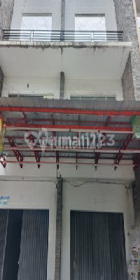 2-Door Ruko 3 Floors Near Opi Mall Opi Jakabaring Area
