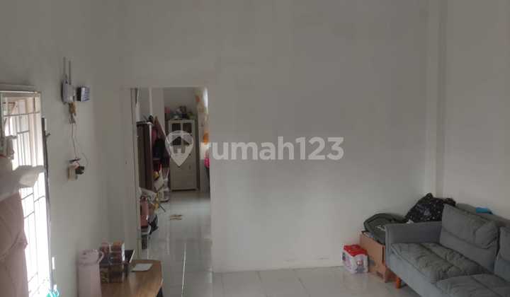 3-Story Ready-to-Use Shop House in Puncak Sekuning Area, Ilir Barat I 2