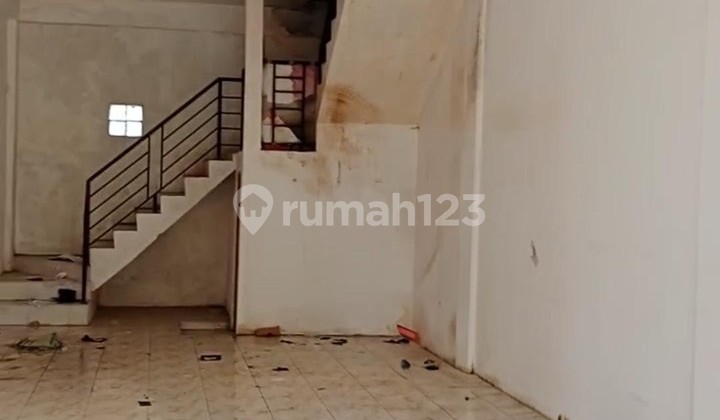 2-Story Shophouse Strategic Location in Gandus Area Near Community Health Center 2