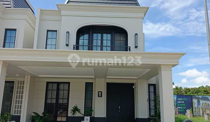 New Luxurious 2-Story Monvalle Type House in Citraland Area, Palembang