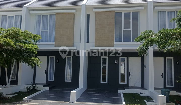 New 2-Story House with Complete Facilities in Citraland Palembang