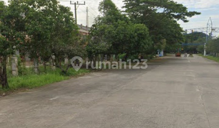 2-Story Shop House in Karya Jaya Area Near Keramasan Toll Gate 2