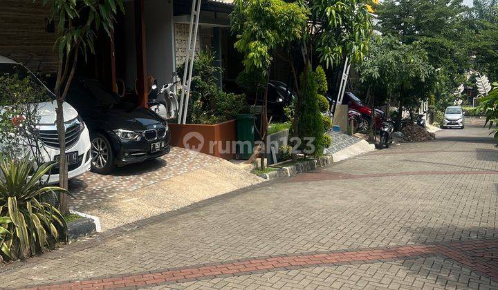 Dijual Rumah Hoek Kondisi Baru Dan Bagus 2