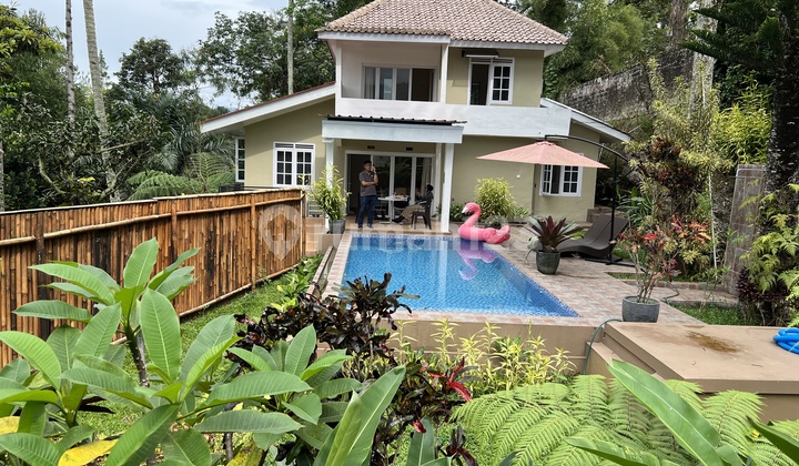 Dijual Villa Bagus dan siap huni dekat dairyland