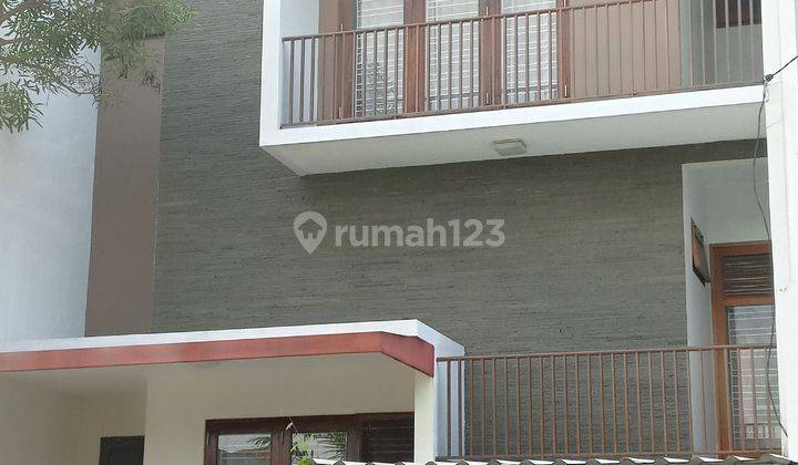 Rumah 2 Lantai Dalam Cluster, Kebayoran Baru Dekat Dengan Mrat Haji Nawi Dan Blok A 1