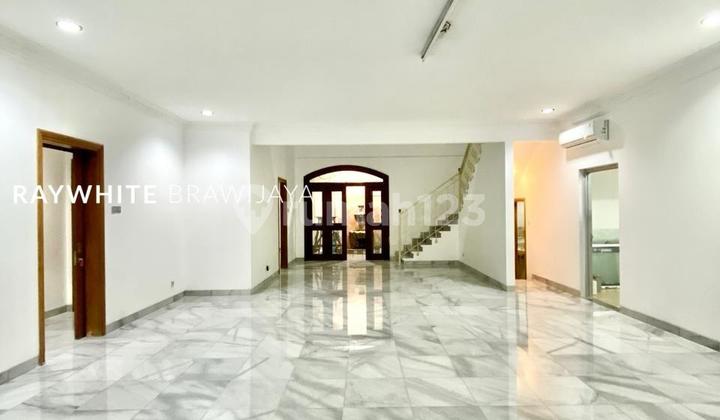 Rumah Siap Huni Lokasi Strategis Area Kebayoran Baru 2