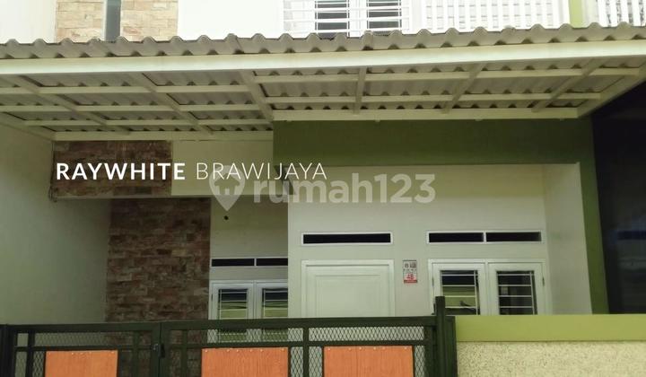 Rumah Minimalis 2 Lantai, Lingkungan Tenang, Nyaman, Dekat Tol Kukusan, Dekat Ui Rumah Minimalis 2 Lantai, Lingkungan Tenang, Nyaman, Dekat Tol Kukusan, Dekat Ui