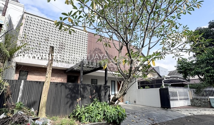 Rumah Modern Minimalis Lokasi Strategis Area Villa Delima Lebak Bulus 2