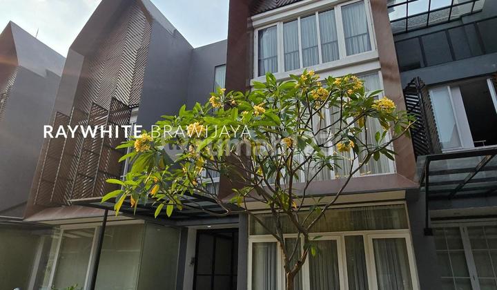 Modern Japanese Architecture House in Pejaten Area