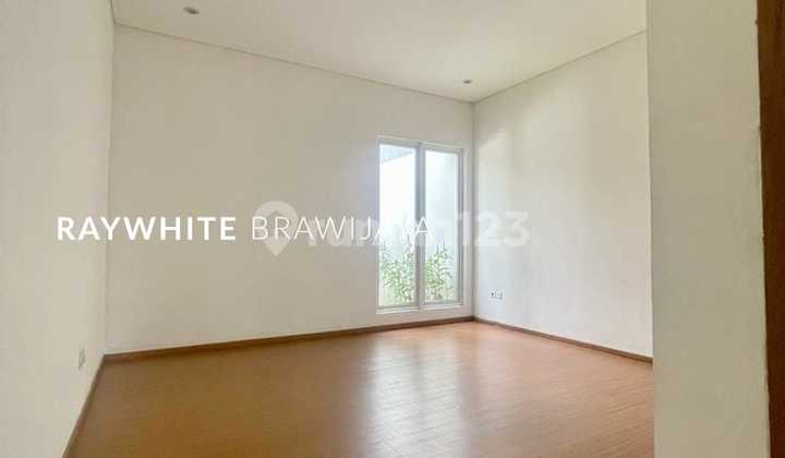 Ready-to-Occupy House in Cilandak Benda Raya Area 2