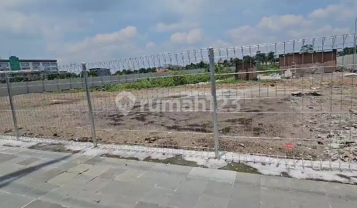 Tanah strategis dan commercial area di Jl Raya Bandara Juanda 2