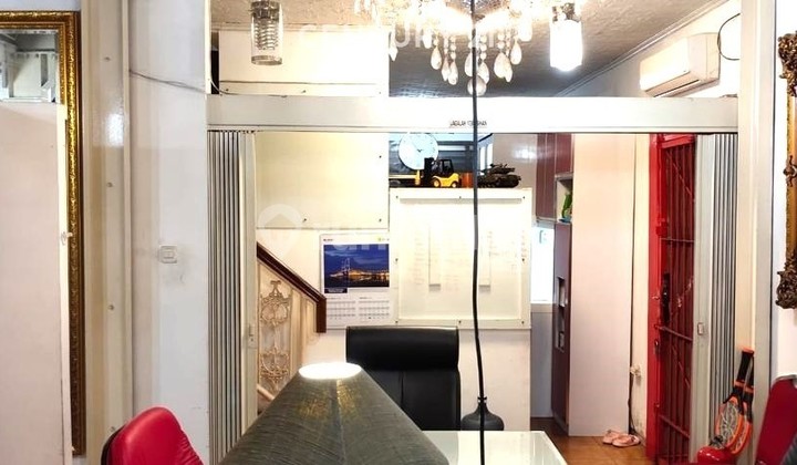 Dijual Rumah di Mampang Prapatan Jakarta Selatan 7119 2