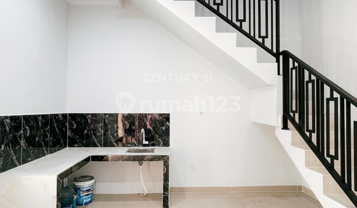 Dijual Rumah Cantik Siap Huni di Pondok Ungu Permai 2