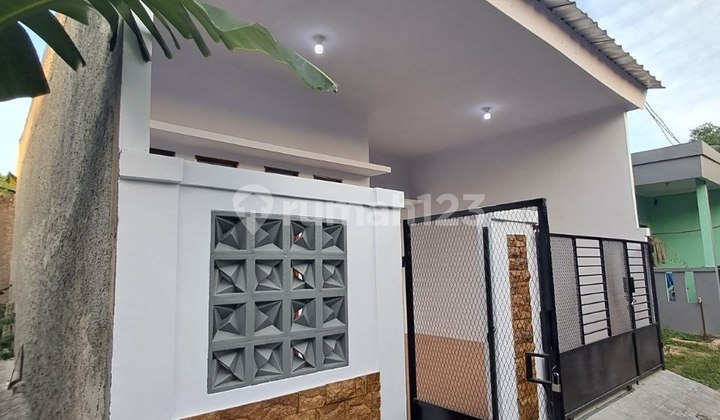 Rumah Baru bangun luas 91 m2, 3KT, bebas banjir. Bekasi utara Rumah Baru bangun luas 91 m2, 3KT, bebas banjir. Bekasi utara