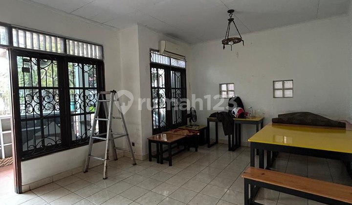 Rumah Besar Strategis di Fatmawati – Cocok untuk Usaha / Kantor! Disewa  2