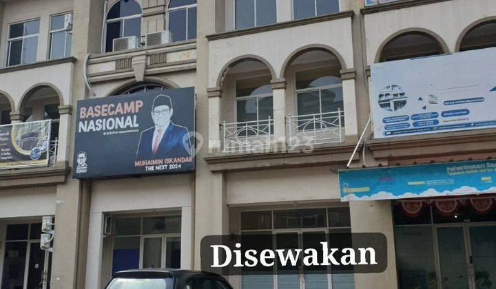 Disewakan Ruko siap Huni furnished di ruko Galaxy Bekasi