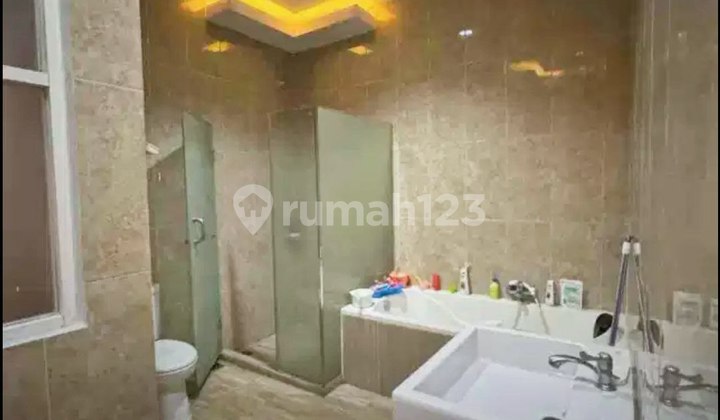 Ideal Investment & Residence! 3BR House in Summarecon Bekasi, The Palm Residence 2