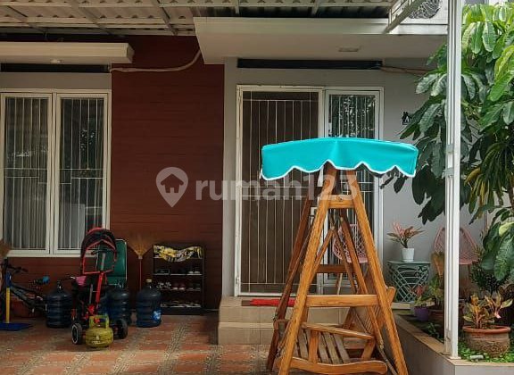 Butuh uang cepat jual murah 2 lantai furnished di cluster 2