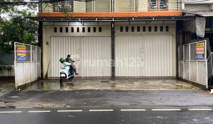 Ruko 2 Lantai di Jalan Raya Kelapa Dua Wetan, Ciracas Jakarta Timur