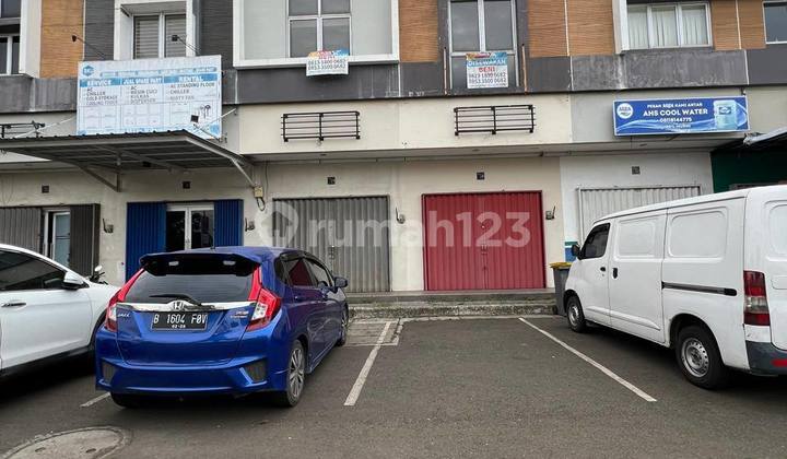 Linked shophouses suitable for all types of businesses, business center. Grand Wisata Linked shophouses suitable for all types of businesses, business center. Grand Wisata