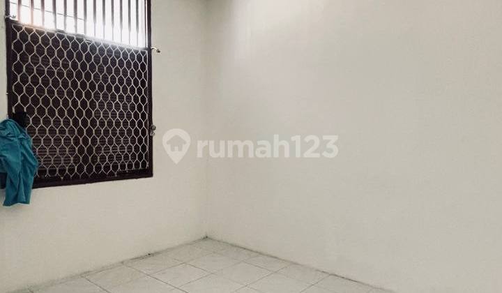 DIJUAL TERMURAH! Rumah 1 Lantai di Kemang Pratama 2 - Hitung Tanah Saja, 1,8 M Nego Tipis! 2