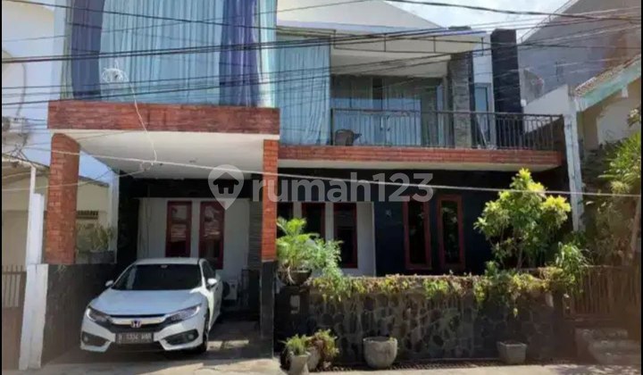 Rumah Cantik Bintaro Sektor 5 – Desain Modern, Semi Furnished, Bebas Banjir Rumah Cantik Bintaro Sektor 5 – Desain Modern, Semi Furnished, Bebas Banjir